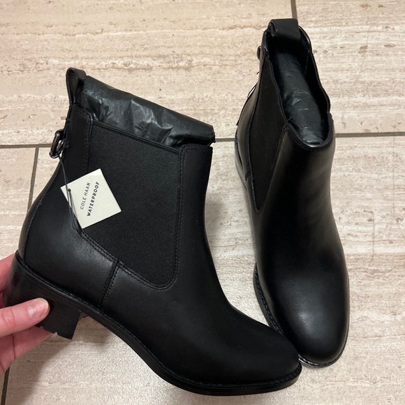 Cole Haan Chelsea Boot - Picture 1 of 8